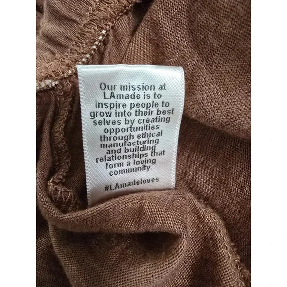 LA Made Womens lightweight long Sleeve Shirt V Neck Stretch Brown Size Medium - Picture 5 of 5